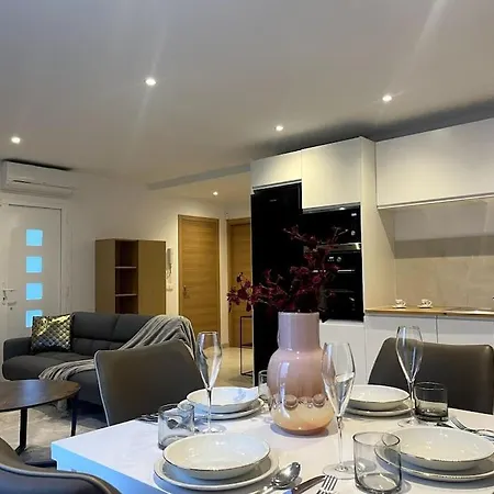 Moderna Piscina Privada Villa